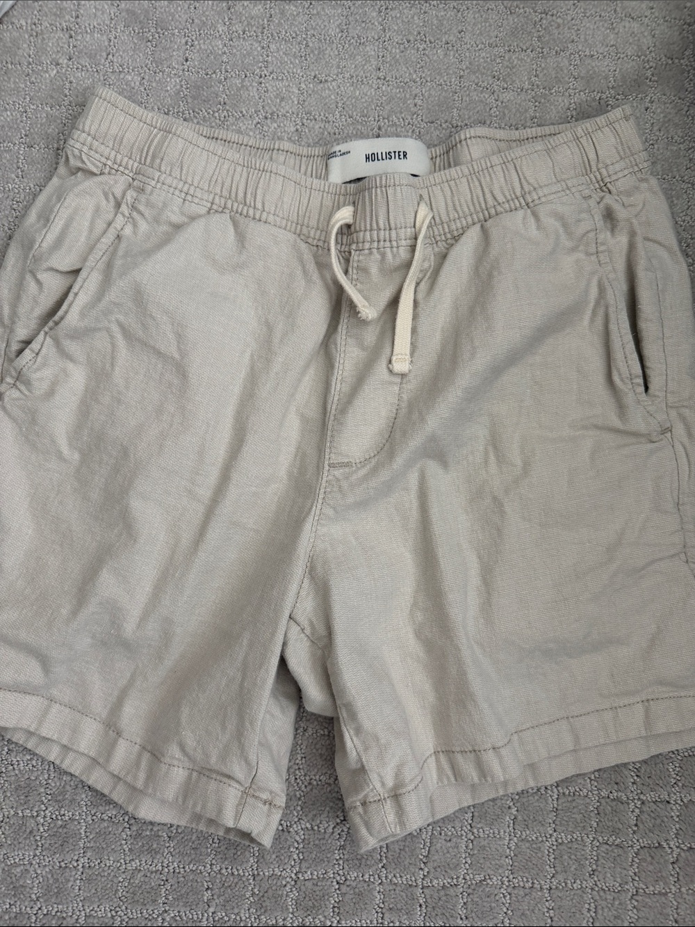 Hollister Men’s Light Beige Elastic Waist Drawstring linen cotton blend Shorts